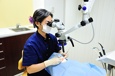 日本歯周病学会専門医による歯周病・インプラント治療